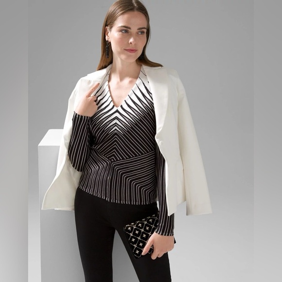 High Contrast Peplum Sweater White House Black Market - Picture 5 of 10